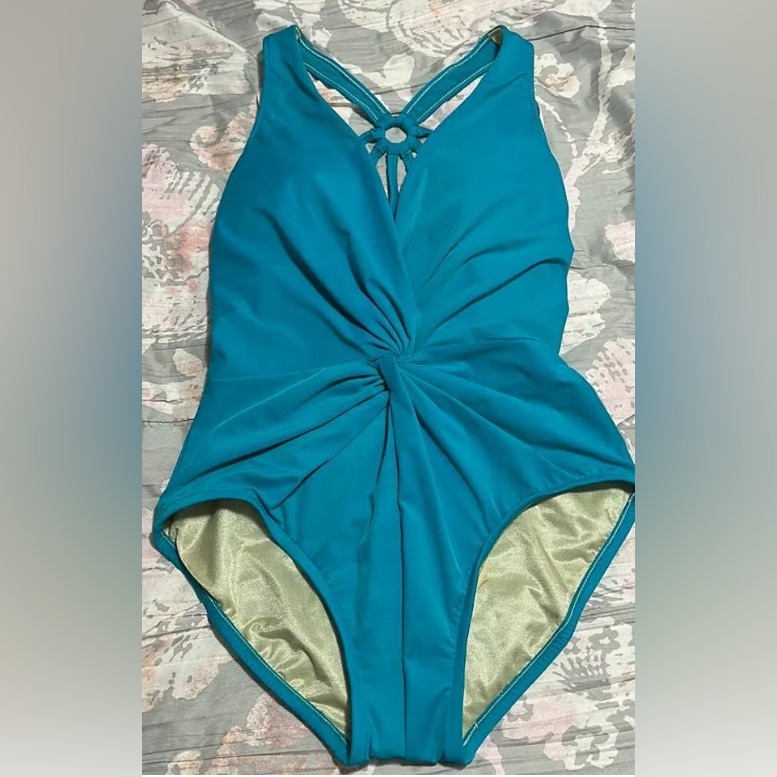 Nwt Magicsuit Malibu Solid Drew Tummy Control Soft Cup Size 14